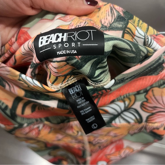 Beach Riot leggings 🌴 - Picture 4 of 5